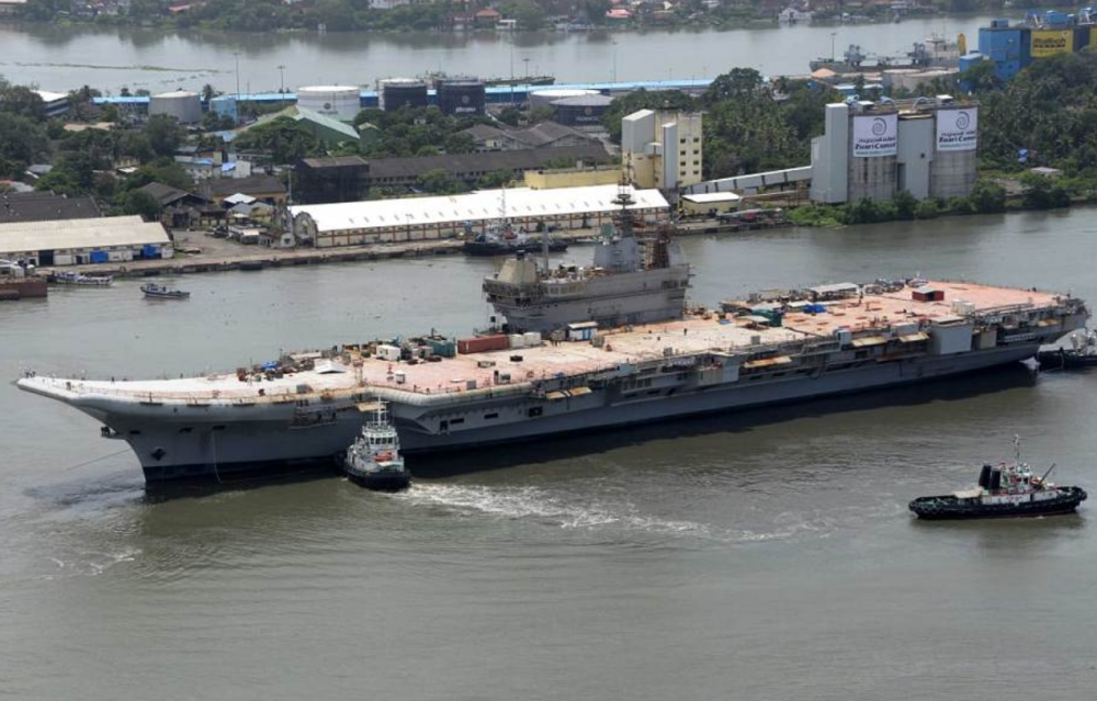 关于法国羽毛球队碾压印度羽毛球队，谌龙三分雨点燃全场的信息