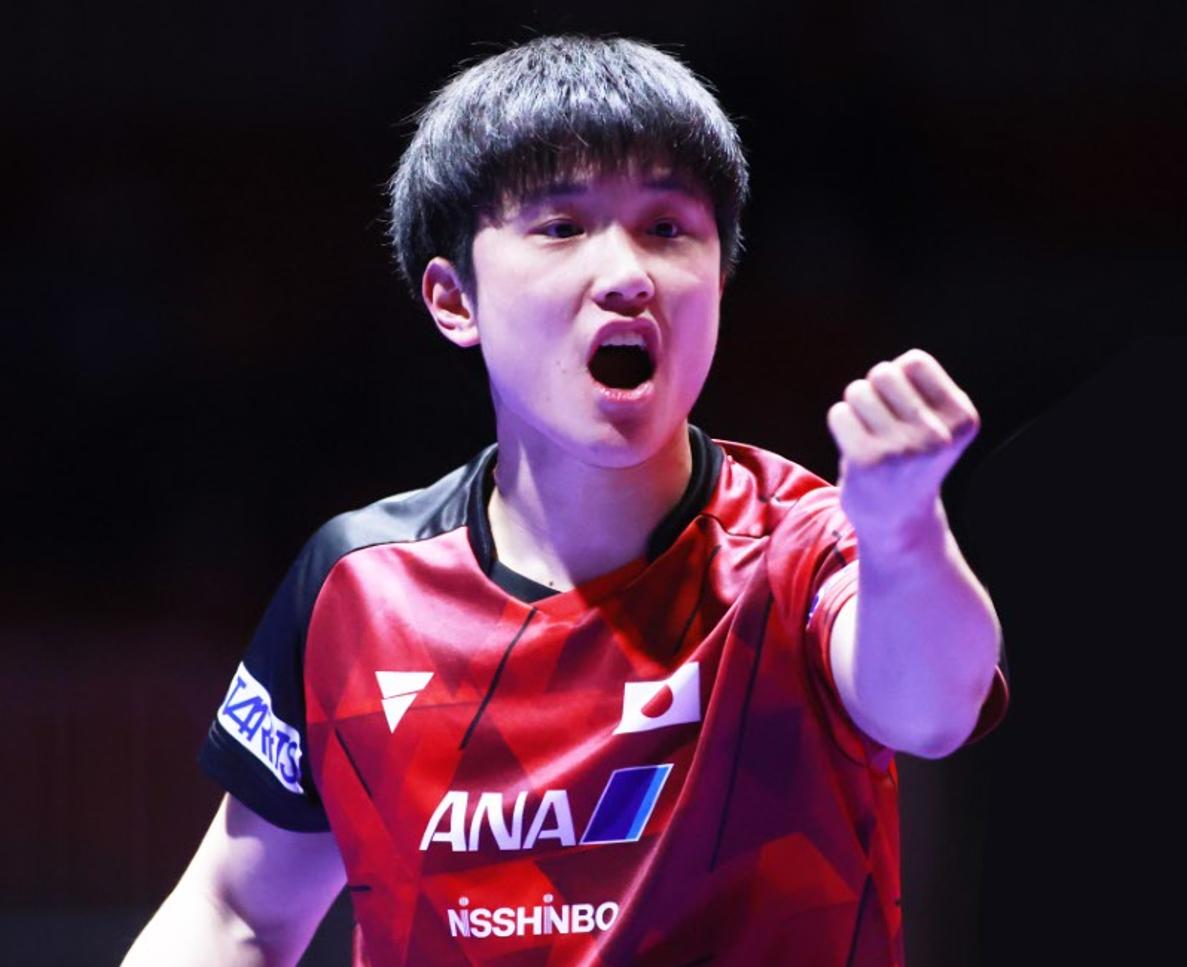 日本乒乓球队横扫韩国乒乓球队，奥恰洛夫惊艳世界