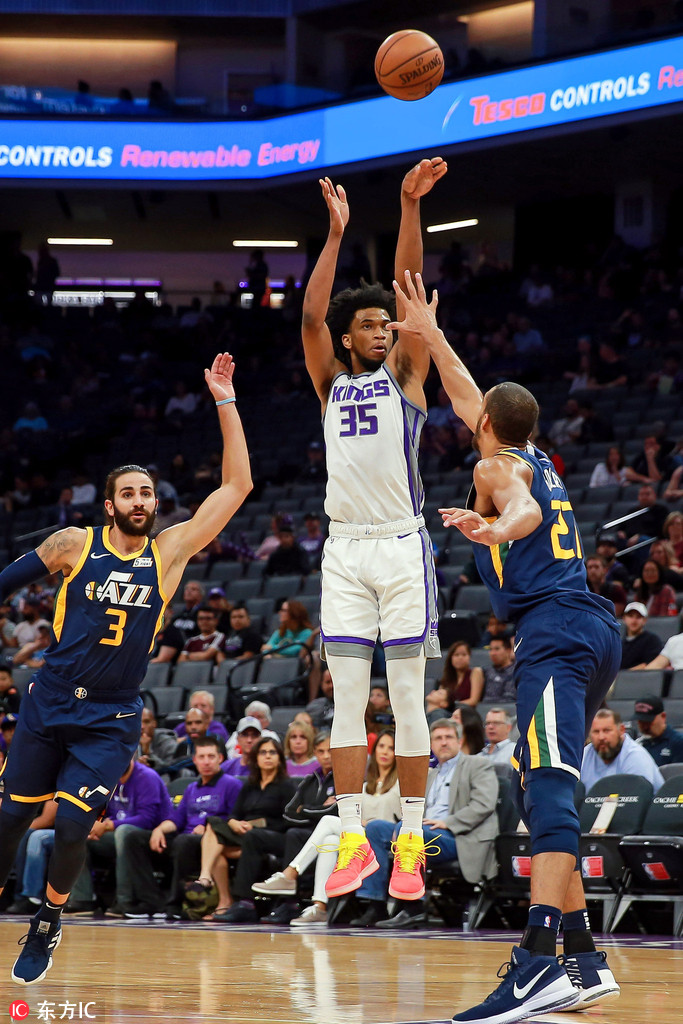 包含猛龙险胜南韩男篮,萨姆·米切尔送出助攻的词条 包含猛龙险胜南韩男篮,萨姆·米切尔送出助攻的词条