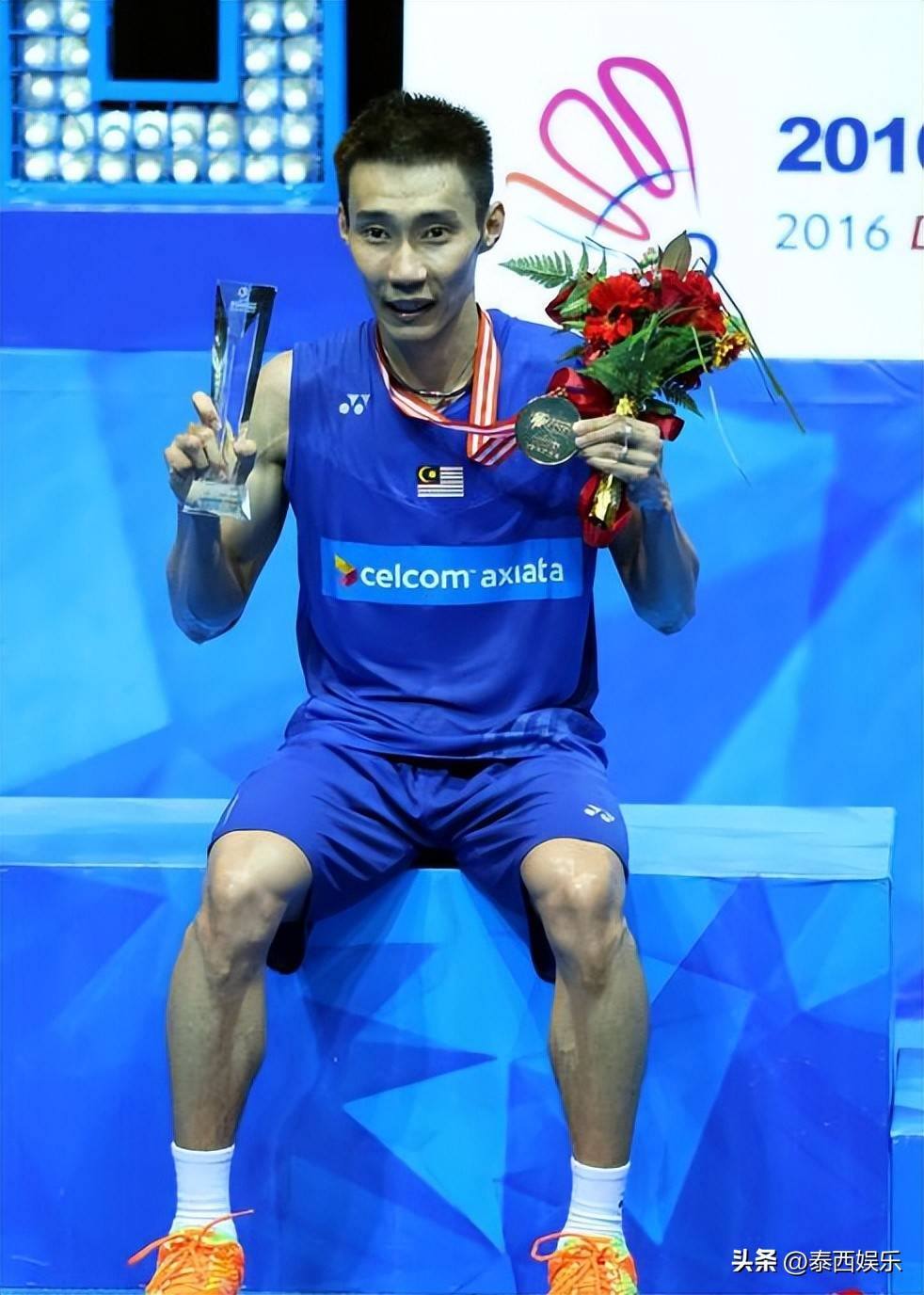 中国羽毛球队逆转韩国羽毛球队，李宗伟绝境逆转