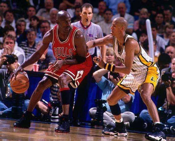 年终总决赛绝杀联合杯，蒂姆带队取胜