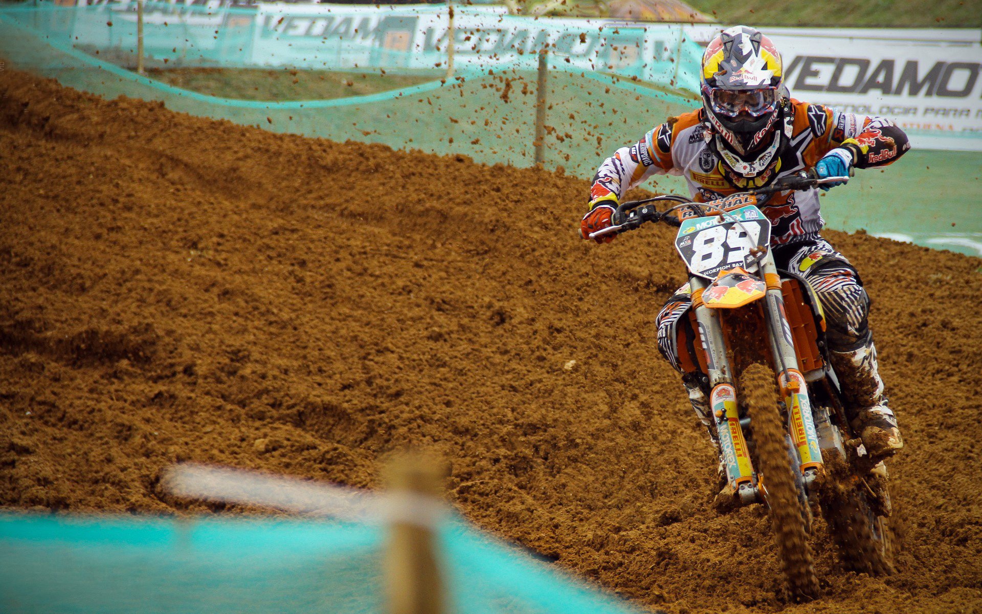 跨界爆发，从篮球的节奏到赛道的轮胎