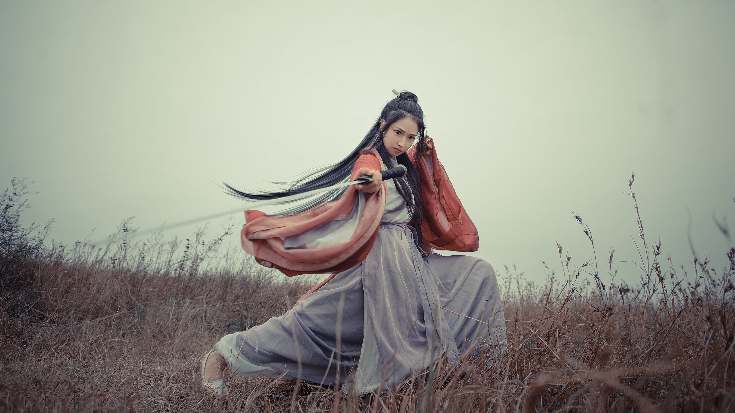 命运在别处书写,当卡瓦哈尔的名字响彻格拉斯哥的雨夜