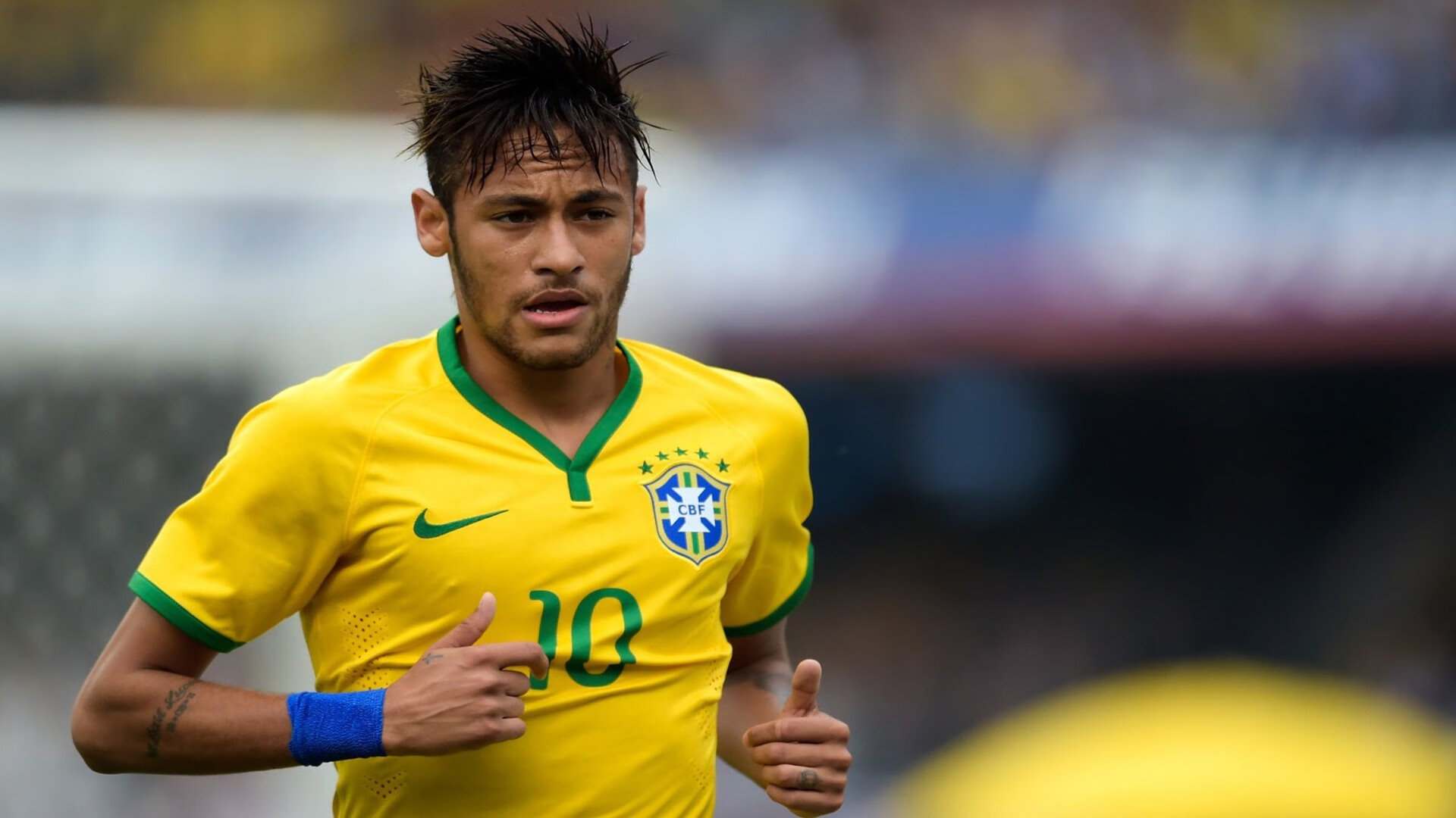 东方巨塔对决西方闪电!布克末节封神一击,篮网客场掀翻深圳不败金身