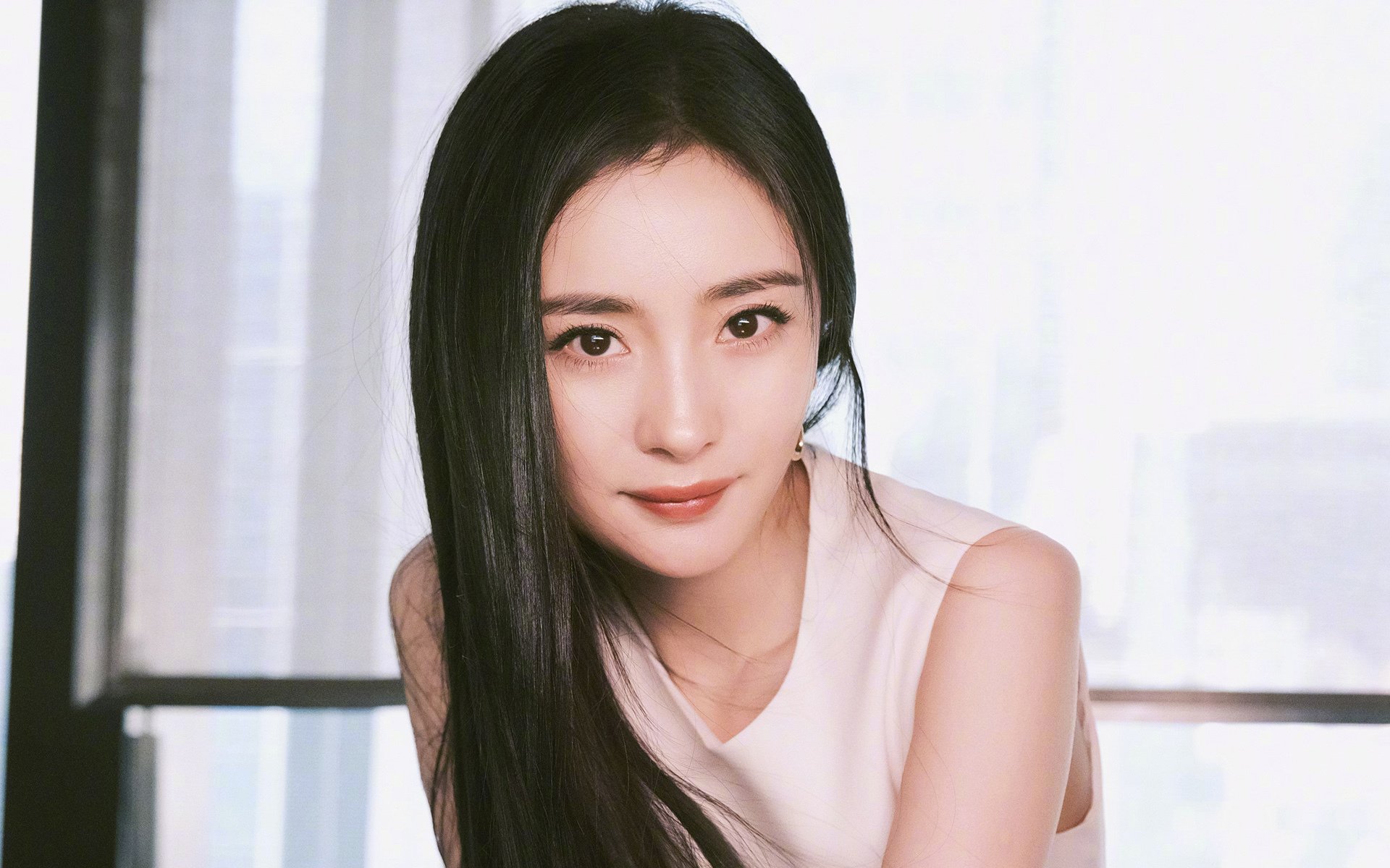 致命一击，王权交接—当戴维斯刺穿罗马尼亚的防线，2026世界杯D组见证郁金香盛开