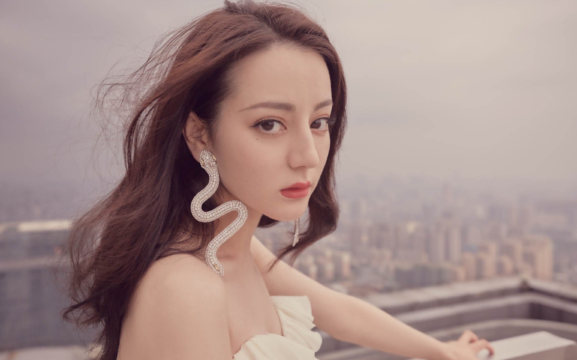 绿茵霸权更迭,2026世界杯H组,巴西碾压伊朗,贝林厄姆完成致命一击,进攻端爆发书写新传奇